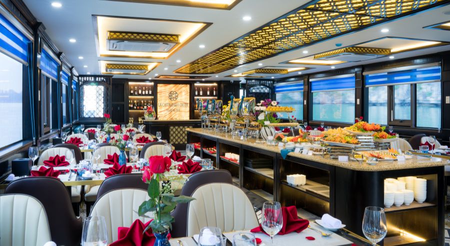 Du thuyền Hạ Long 1 ngày La Casta Daily Cruise 02 Du thuyền Hạ Long 1 ngày La Casta Daily Cruise 02