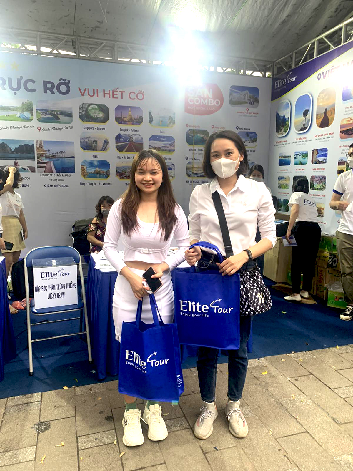 Công ty du lịch Elite Tour tại Lễ hội du lịch Hà Nội 2022 04 Công ty du lịch Elite Tour tại Lễ hội du lịch Hà Nội 2022 04