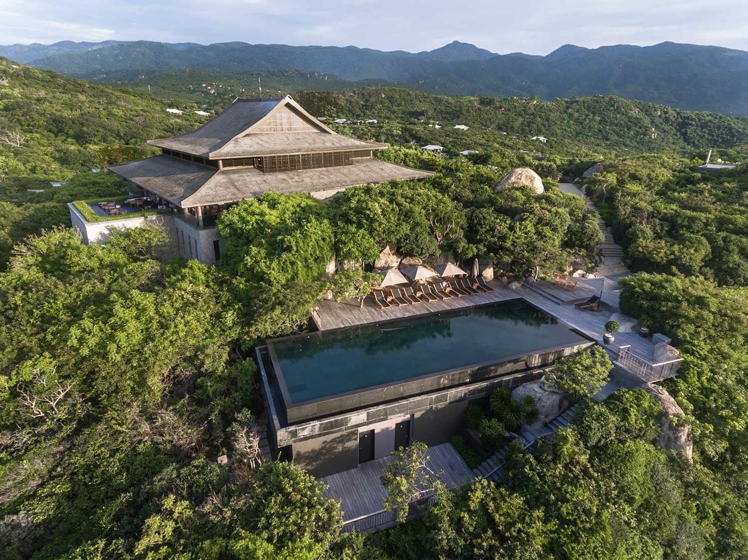 top-7-khu-nghi-duong-dep-nhat-xu-nho-ninh-thuan