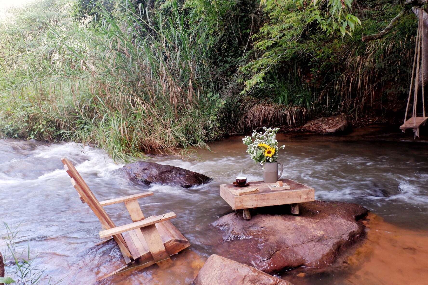 Tiệm Cà Phê Nhà Bên Suối - Tiệm Cafe sống ảo đẹp ở Đà Lạt 02