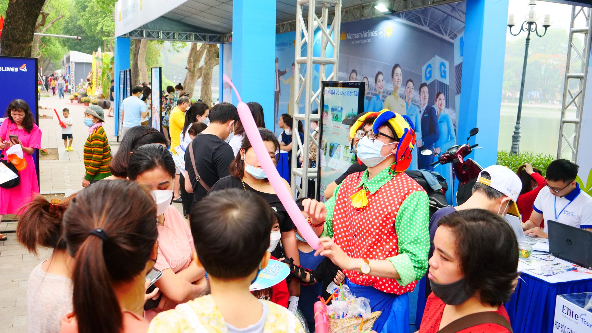 Festival Thu Hà Nội năm 2023 - Công ty du lịch Elite Tour 02 Festival Thu Hà Nội năm 2023 - Công ty du lịch Elite Tour 02