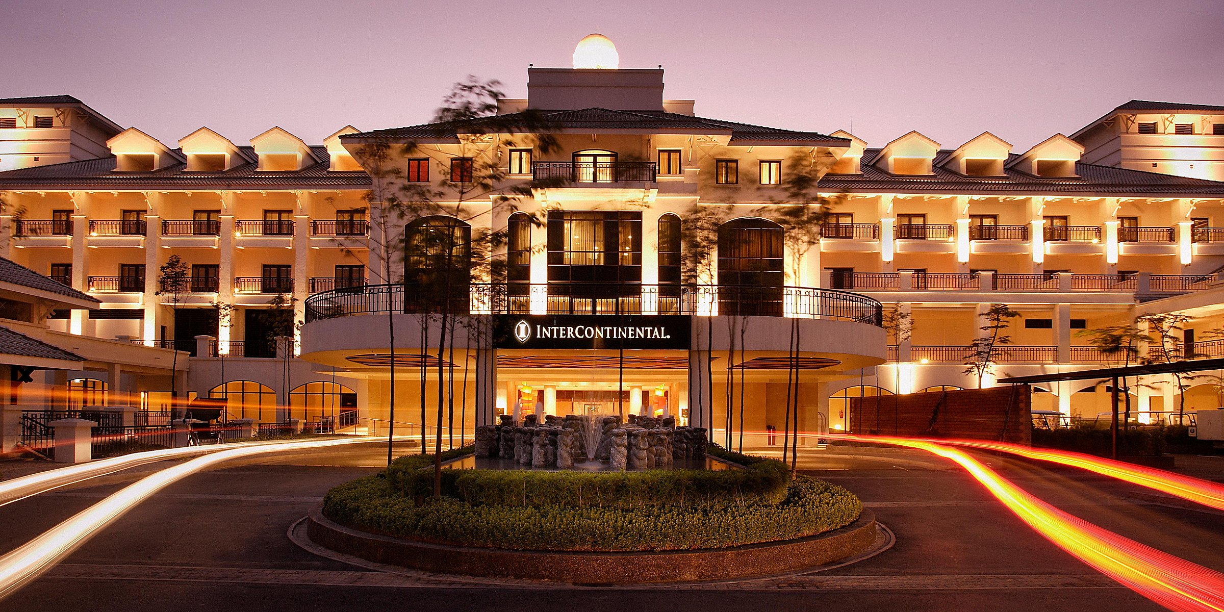 InterContinental Hanoi Westlake 01