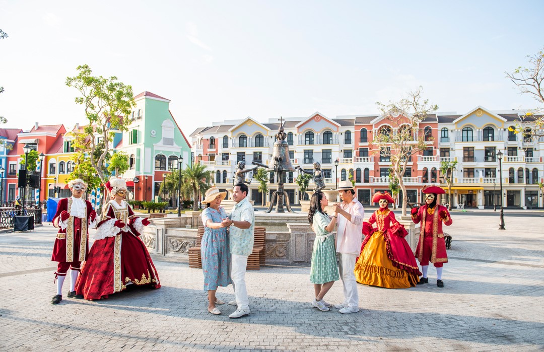 gia-ve-vinwonders-safari-grand-world-phu-quoc-moi-nhat-2022