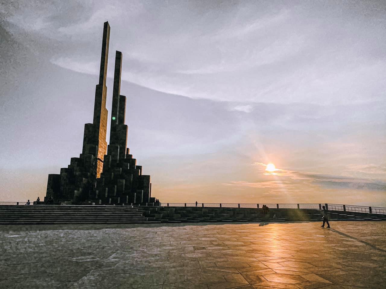 tháp Nghinh Phong Tuy Hoà Phú Yên tháp Nghinh Phong Tuy Hoà Phú Yên