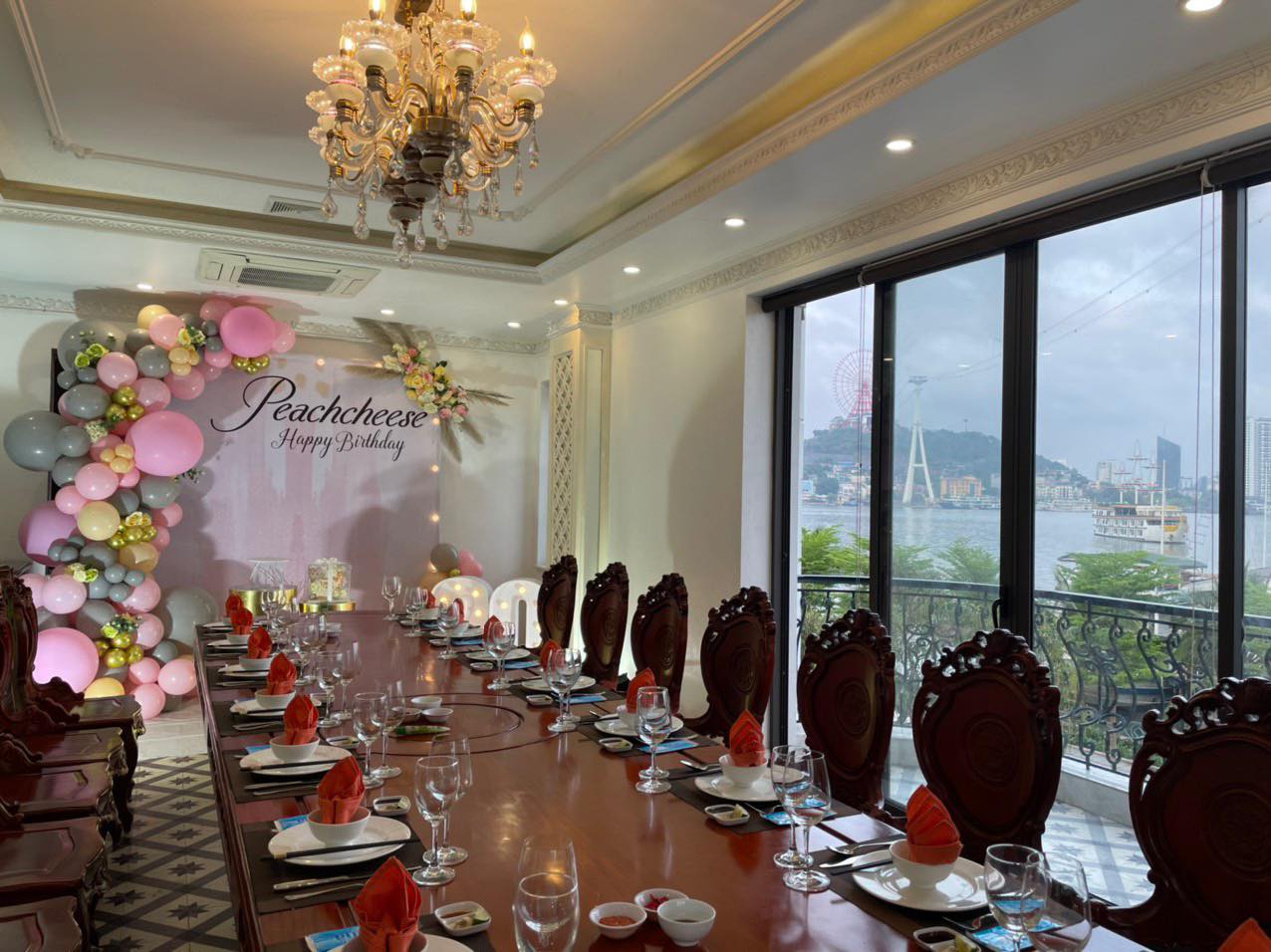 Nhà hàng Ngọc Lục Bảo Nhà hàng Ngọc Lục Bảo