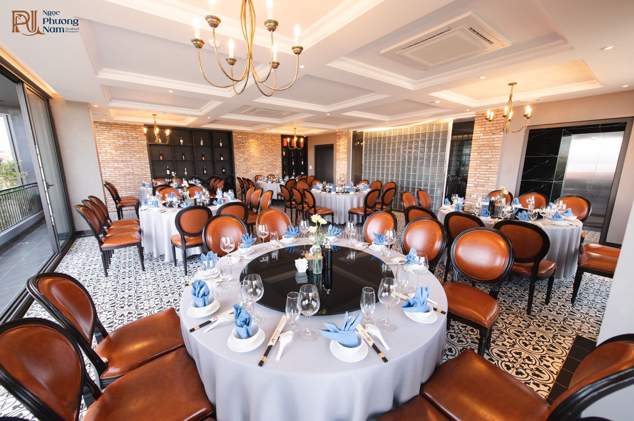 Nhà hàng Ngọc Phương Nam Hạ Long 01 Nhà hàng Ngọc Phương Nam Hạ Long 01