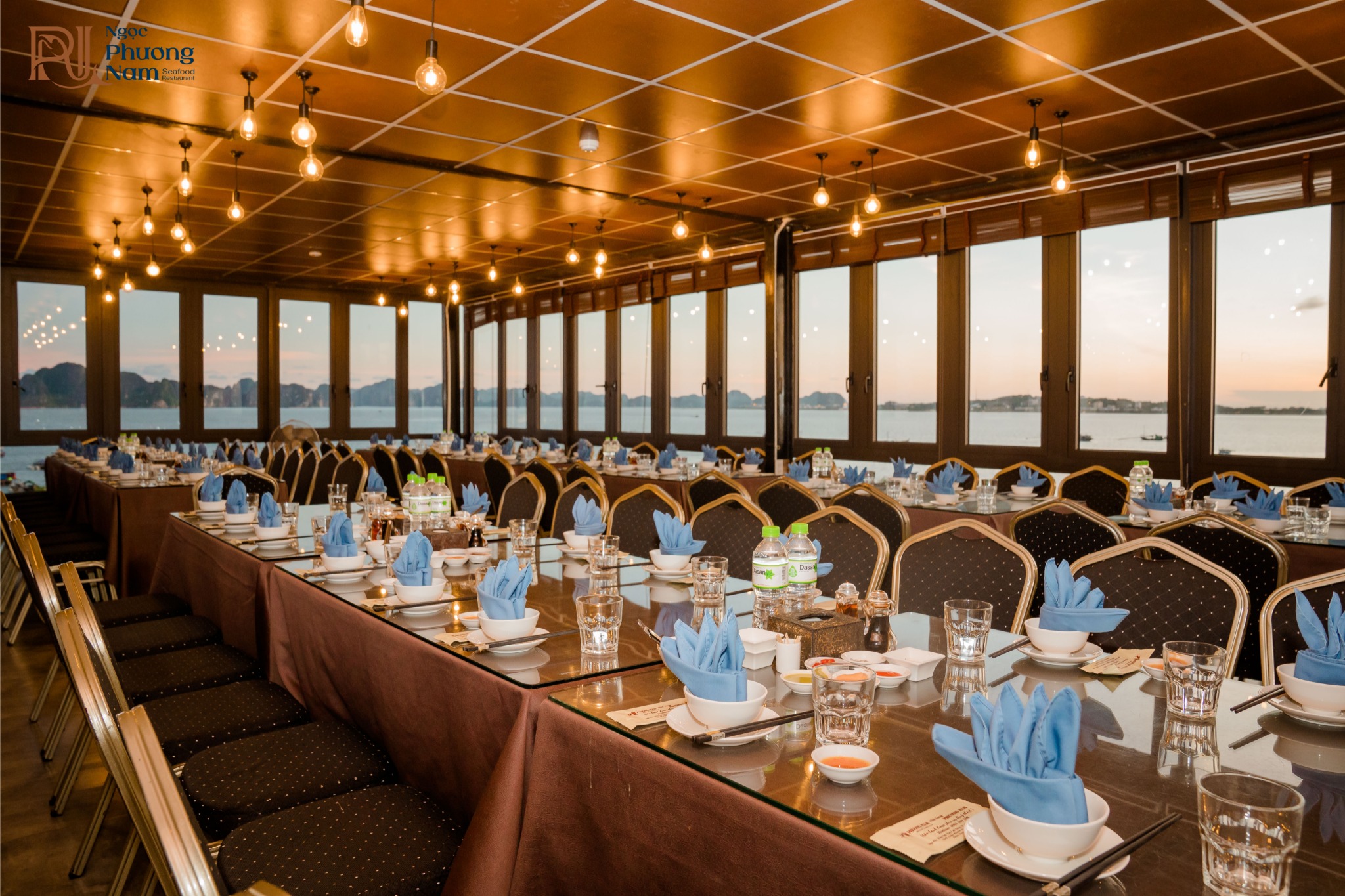 Nhà hàng Ngọc Phương Nam Hạ Long Nhà hàng Ngọc Phương Nam Hạ Long