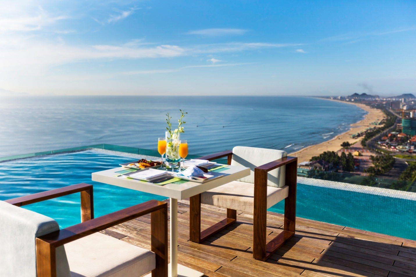 The Top Bar - quán Bar Đà Nẵng The Top Bar - quán Bar Đà Nẵng