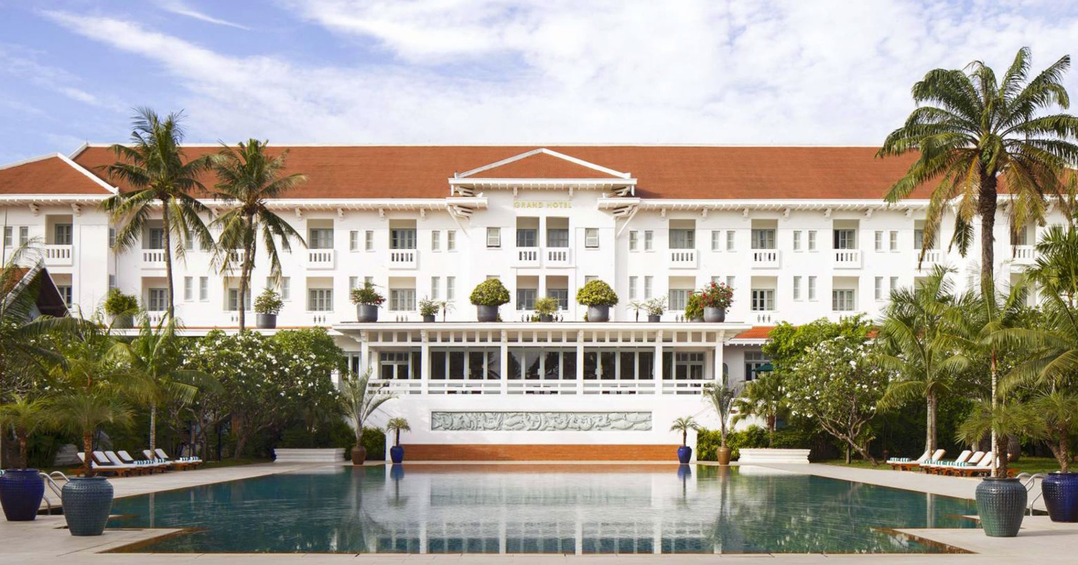 Raffles Grand Hotel d'Angkor, Siem Reap, Campuchia 01