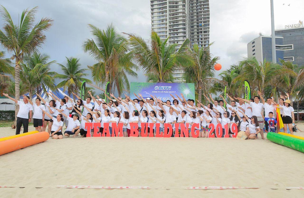Team Building bãi biển Đà Nẵng Team Building bãi biển Đà Nẵng