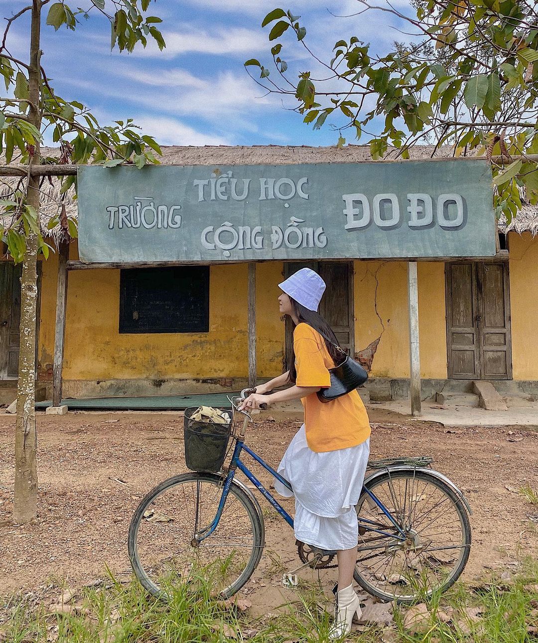 Du lịch Huế - Phim Mắt Biếc - Trường tiểu học Đo Đo 01 Du lịch Huế - Phim Mắt Biếc - Trường tiểu học Đo Đo 01