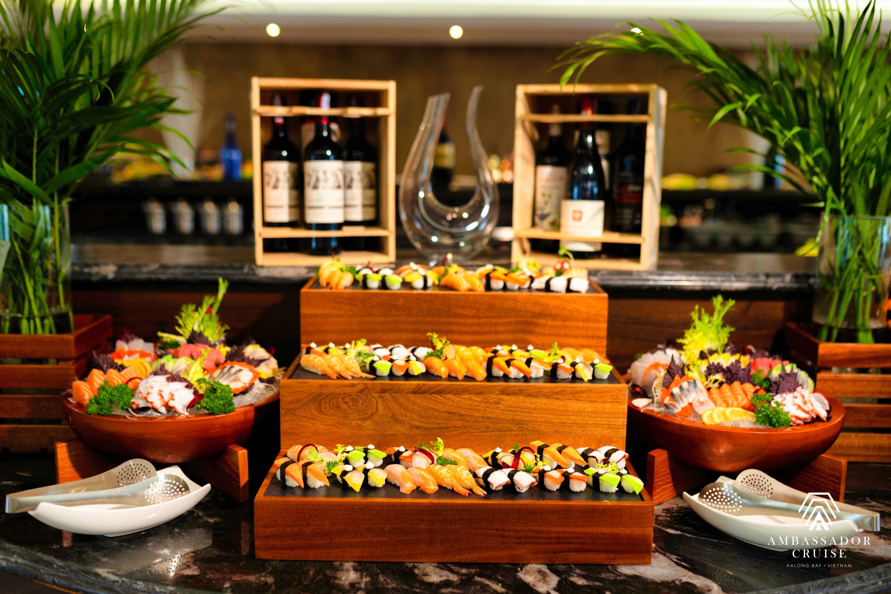 Ẩm thực du thuyền Ambassador Day Cruise Ẩm thực du thuyền Ambassador Day Cruise