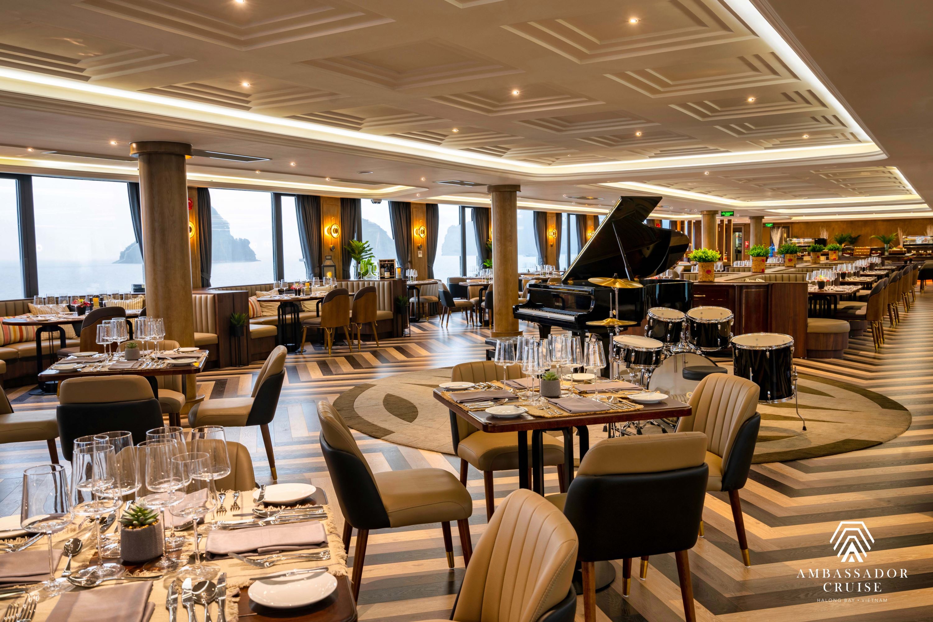 Review du thuyền Ambassador Day Cruise Review du thuyền Ambassador Day Cruise