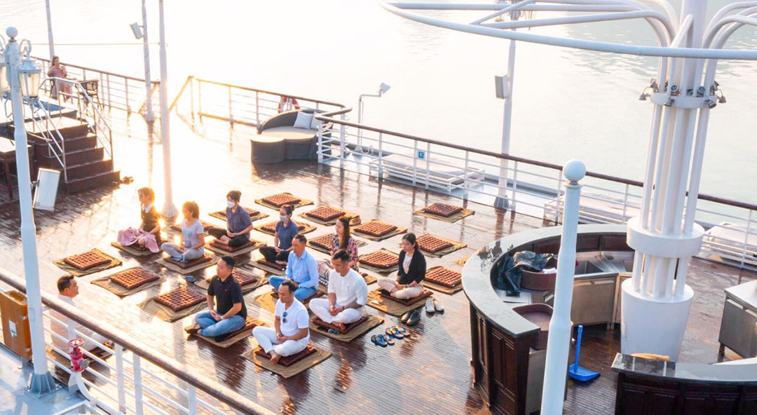 Du thuyền Paradise Elegance 5 sao Hạ Long 02 Du thuyền Paradise Elegance 5 sao Hạ Long 02