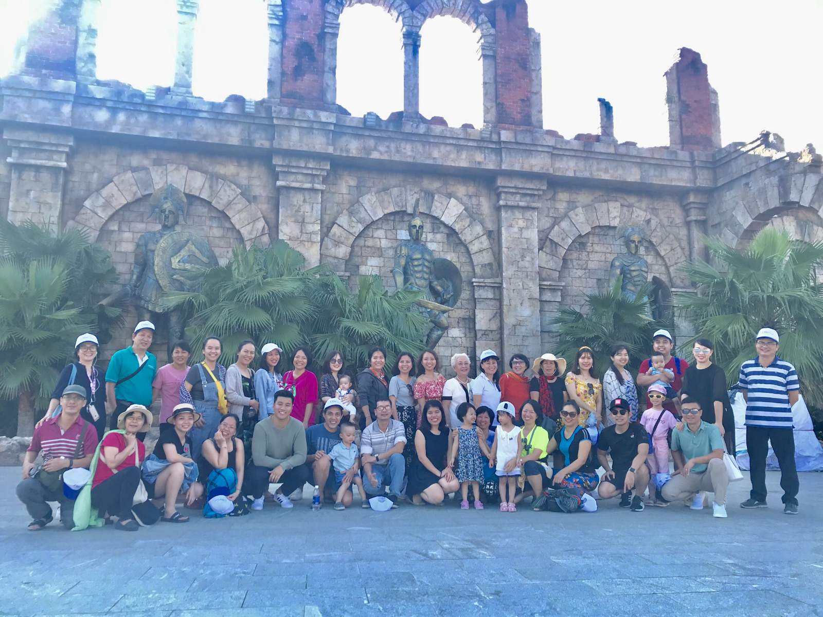 Khách hàng của Elite Tour trong chuyến du lịch Phú Quốc elite tour vinoasis