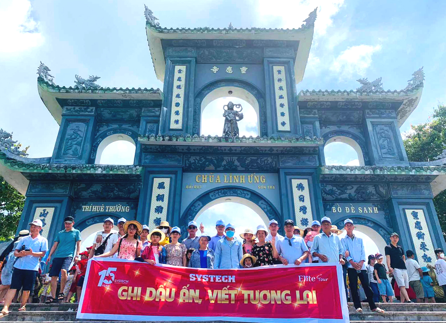 Tour du lịch Đà Nẵng - Hội An - Huế 4 Ngày 3 Đêm| Elite Tour Tour du lịch Đà Nẵng - Hội An - Huế 4 Ngày 3 Đêm| Elite Tour