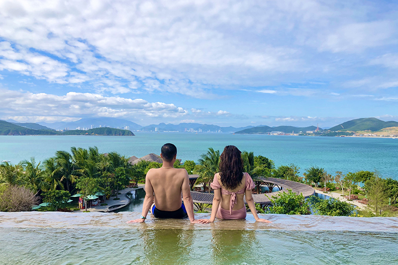 Tằm bùn Hòn Tằm Tằm bùn Hòn Tằm