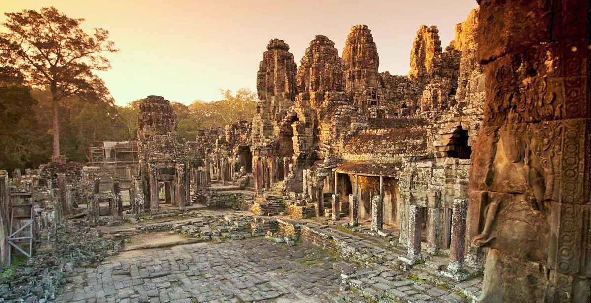 Angkor Thom - Địa điểm du lịch Siem Reap, Campuchia nổi tiếng Angkor Thom - Địa điểm du lịch Siem Reap, Campuchia nổi tiếng