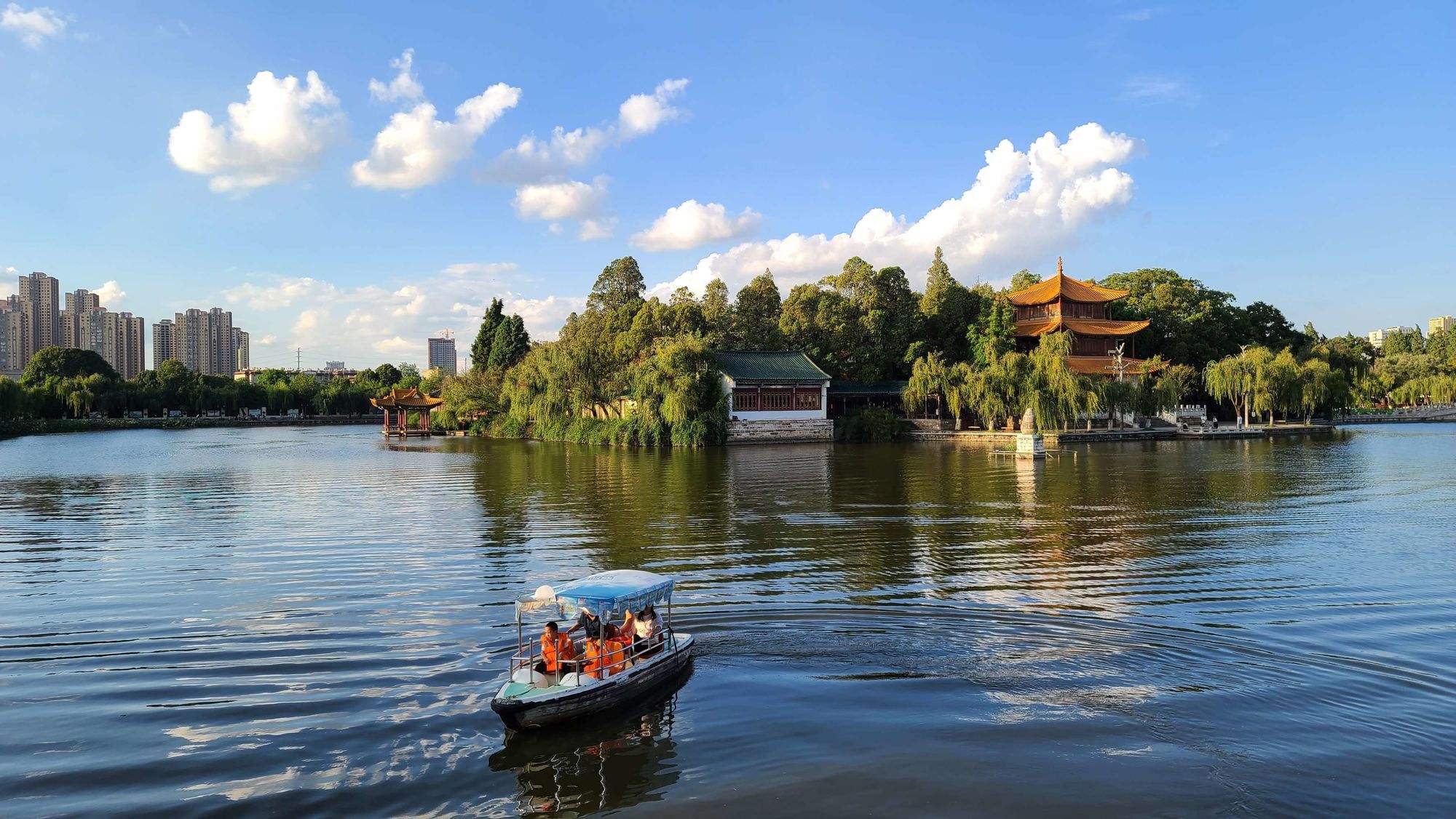 Tháp Đại Quan, Côn Minh, Trung Quốc Tháp Đại Quan, Côn Minh, Trung Quốc