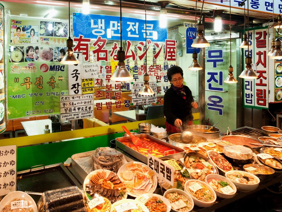 Phố mua sắm và ẩm thực Namdaemun, Seoul, Hàn Quốc 01