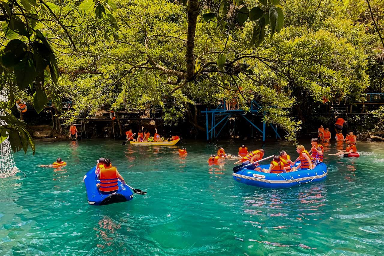 Suối nước mọc Quảng Bình