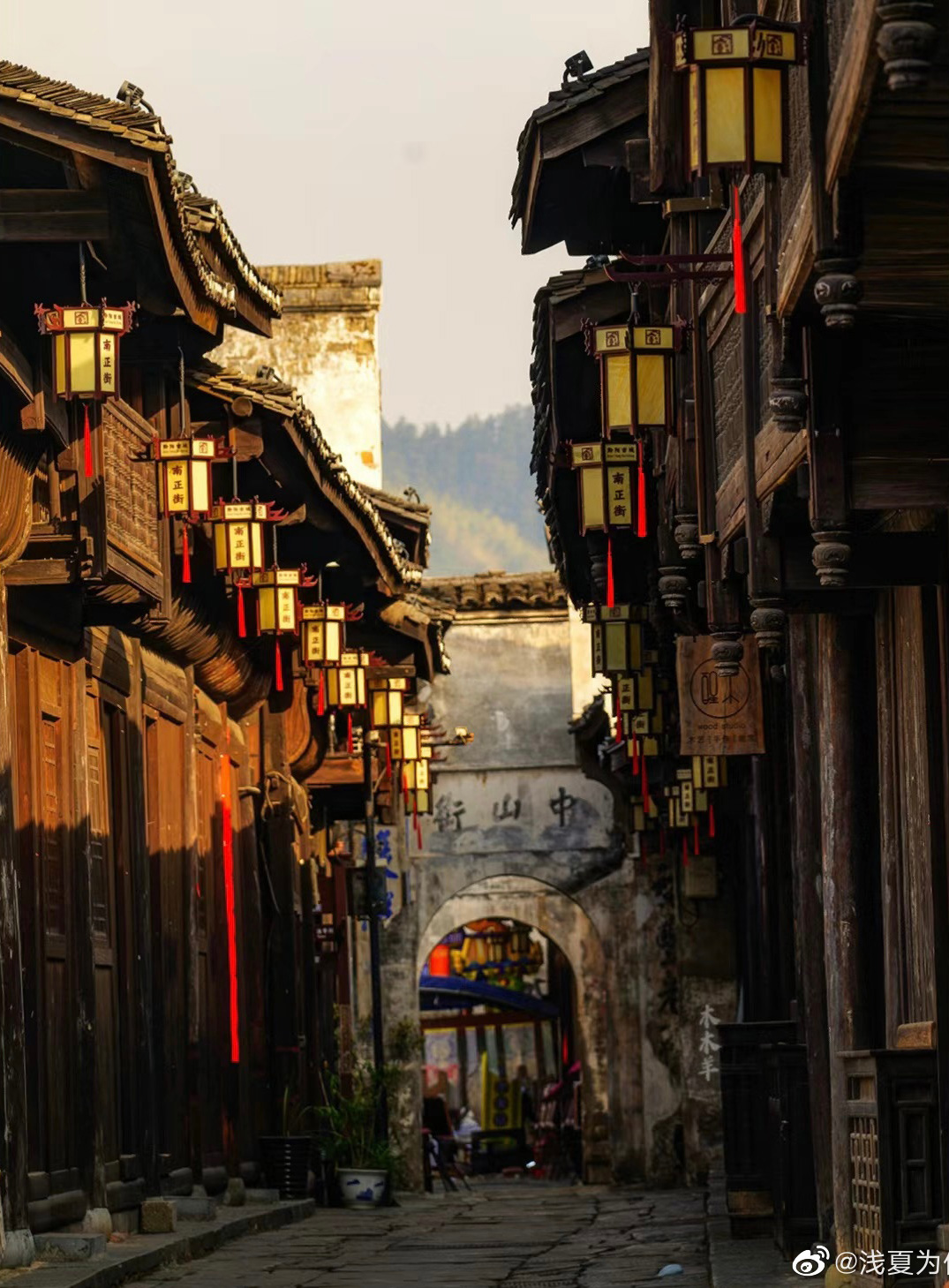 Du lịch Phượng hoàng cổ trấn Du lịch Phượng hoàng cổ trấn