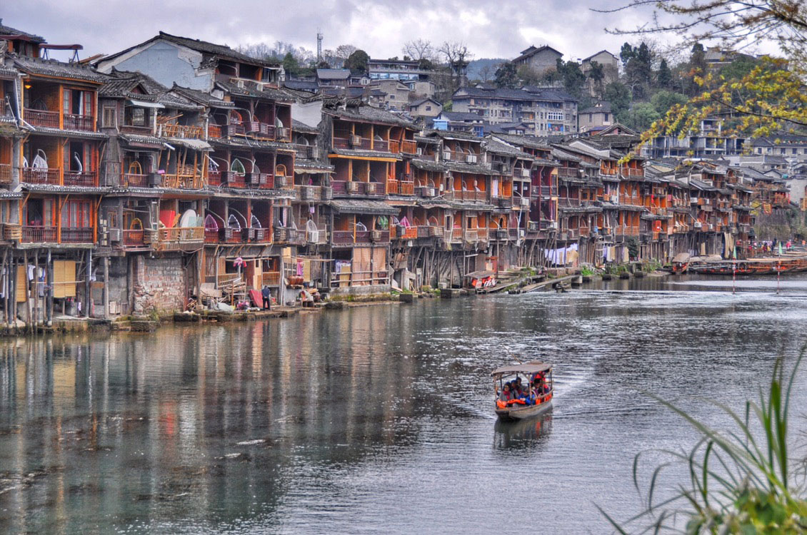 Du lịch Phượng Hoàng Cổ Trấn có gì 01 Du lịch Phượng Hoàng Cổ Trấn có gì 01