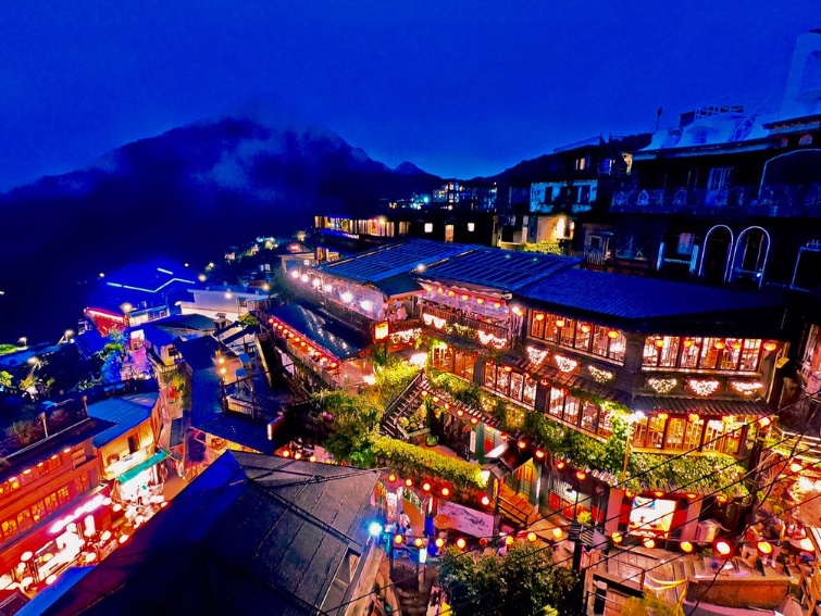 pho-co-cuu-phan-–-diem-du-lich-co-kinh-noi-tieng-dai-loan-hut-khach-du-lich