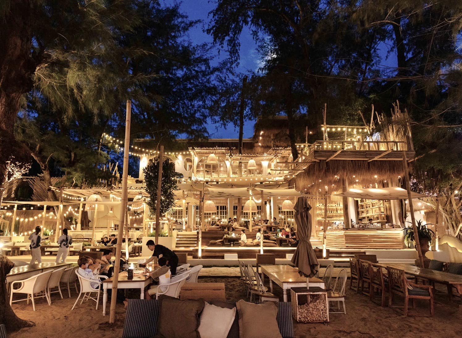 Nhà hàng hải sản The Glass House, Pattaya, Thái Lan