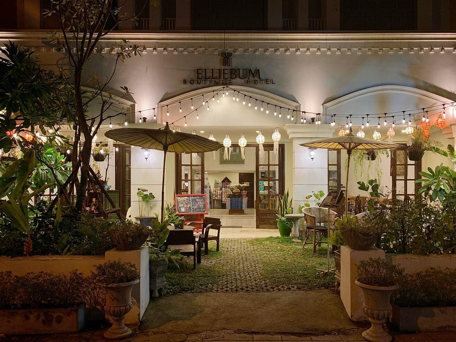 Du lịch Chiang Mai Dịp Lễ Hội Thả Đèn Yi Peng Nên Ở Khách Sạn Nào? 10