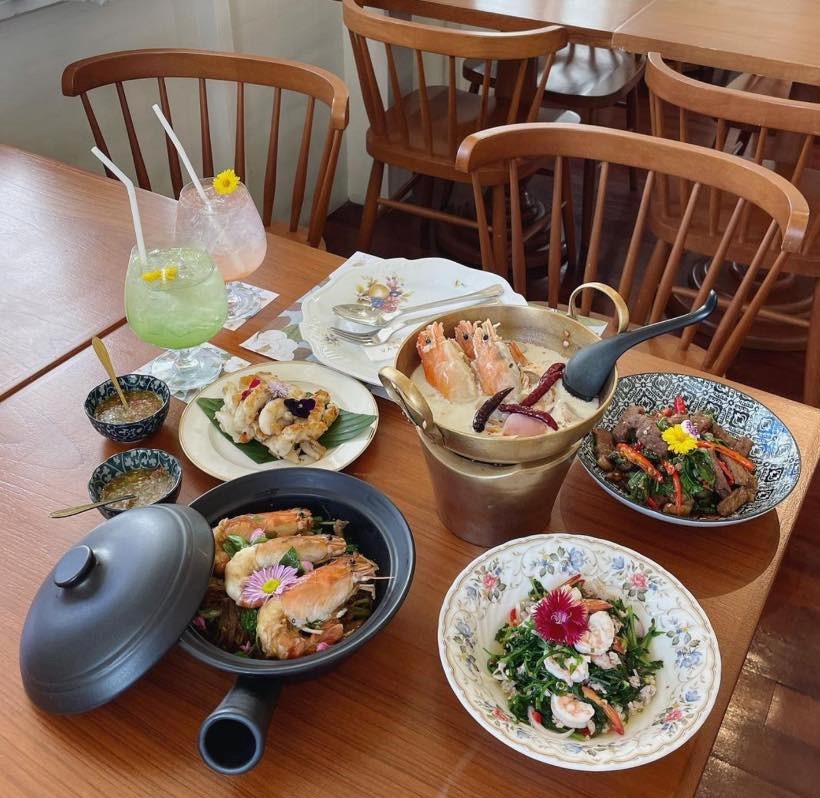 Nhà hàng món Thái ngon ở Bangkok – Vanida Bangkok 01