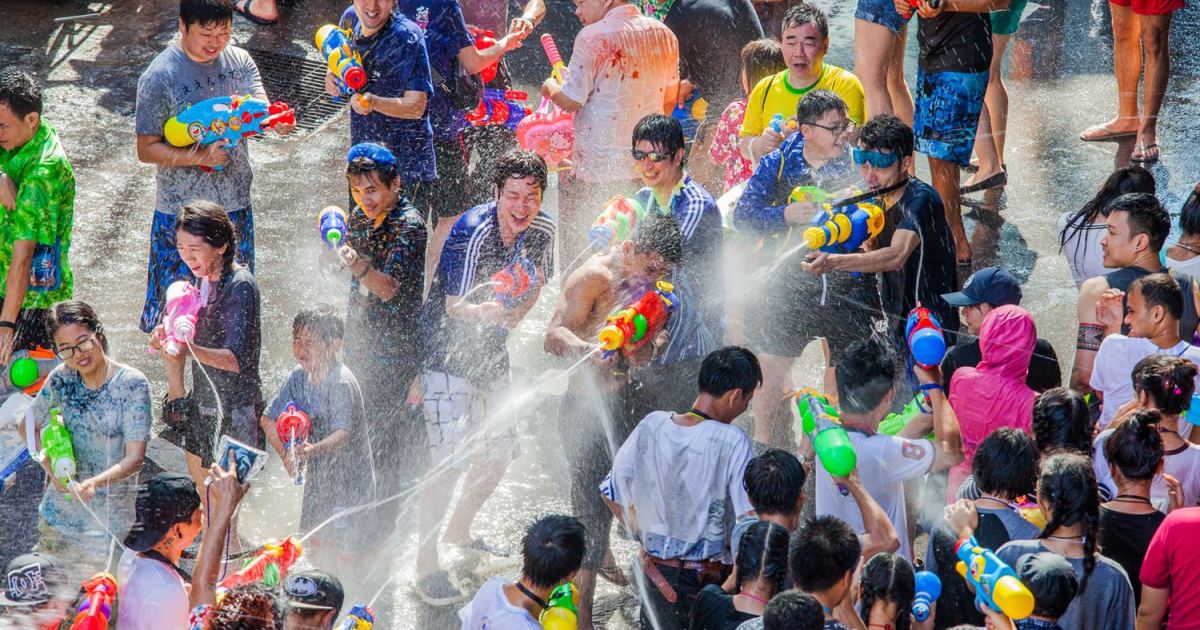 Lễ hội Té nước Thái Lan - Songkran 01 Lễ hội Té nước Thái Lan - Songkran 01