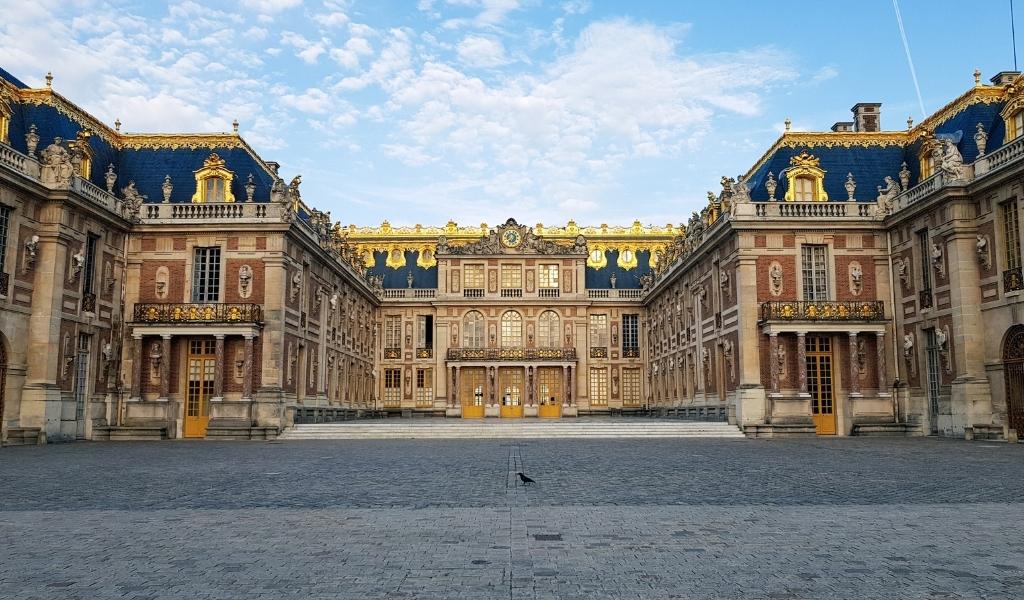 Cung điện Versailles - Địa điểm du lịch nổi tiếng ở Pháp 01