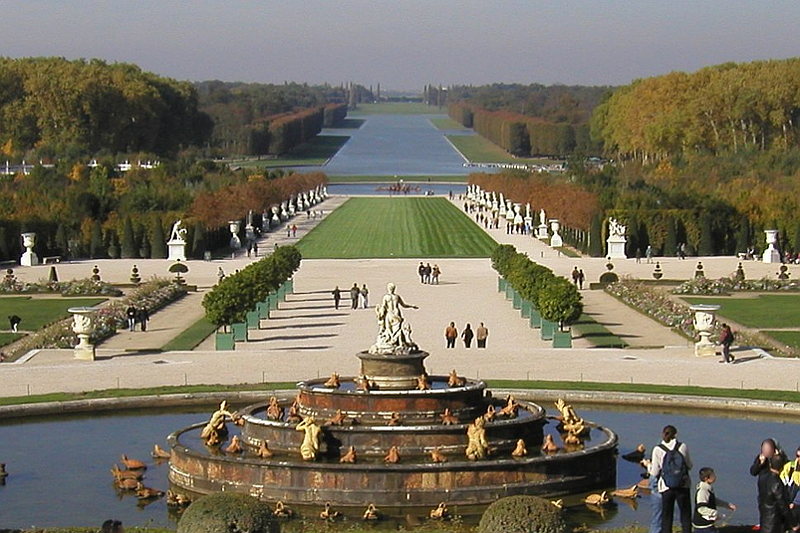 Cung điện Versailles - Địa điểm du lịch nổi tiếng ở Pháp 03