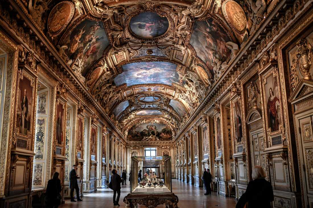 Bảo tàng Louvre - Địa điểm du lịch nổi tiếng nước Pháp Bảo tàng Louvre - Địa điểm du lịch nổi tiếng nước Pháp