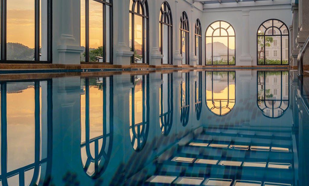 /files/images/VinpearlHotelLangSon/indoor-swimming-pool.jpg
