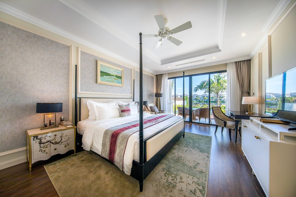/files/images/VinpearlResort%26SpaLongBeachNhaTrang/3-bedroom-villa-ocean%20(4).jpg