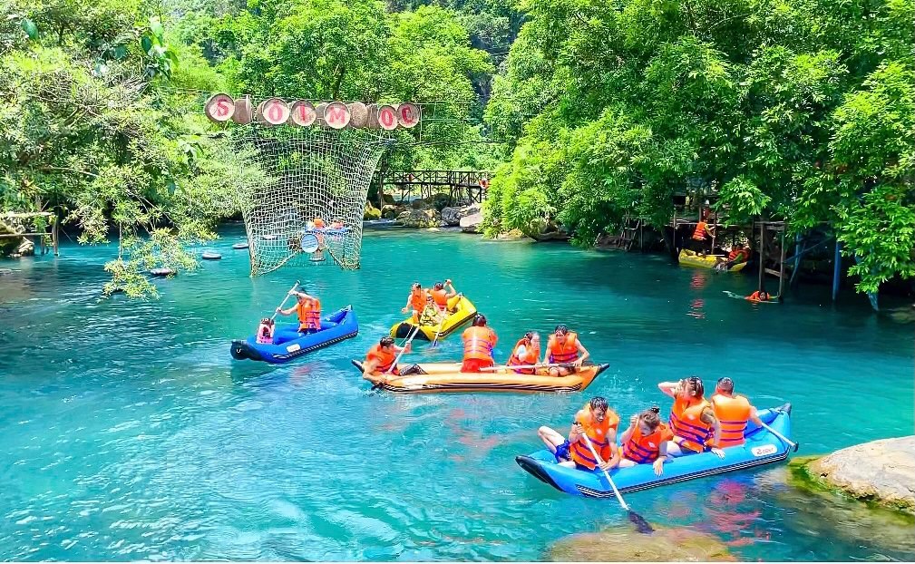 Suối nước Mọc Quảng Bình